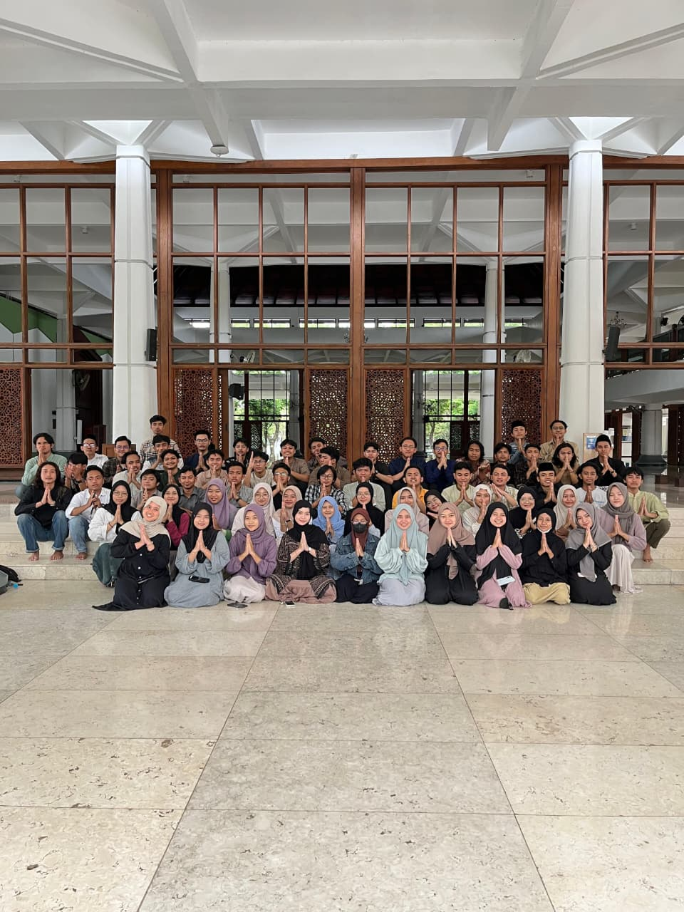 Kebersamaan mahasantri CSSMoRA ITS